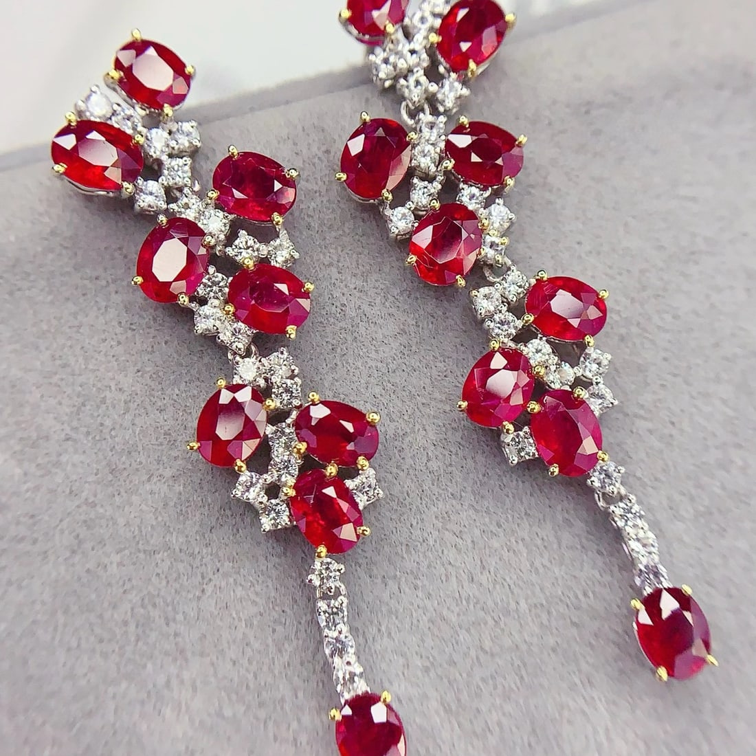 14k Gold 4.26 Ct Vivid Red Natural Ruby & Sapphire Earrings - 3