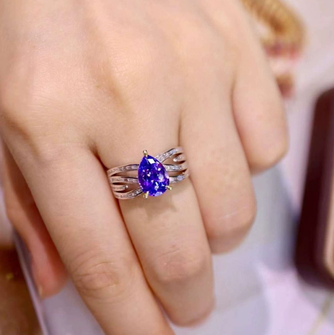 14k Gold 3.03 Ctw Natural Tanzanite & Diamond Ring - 4