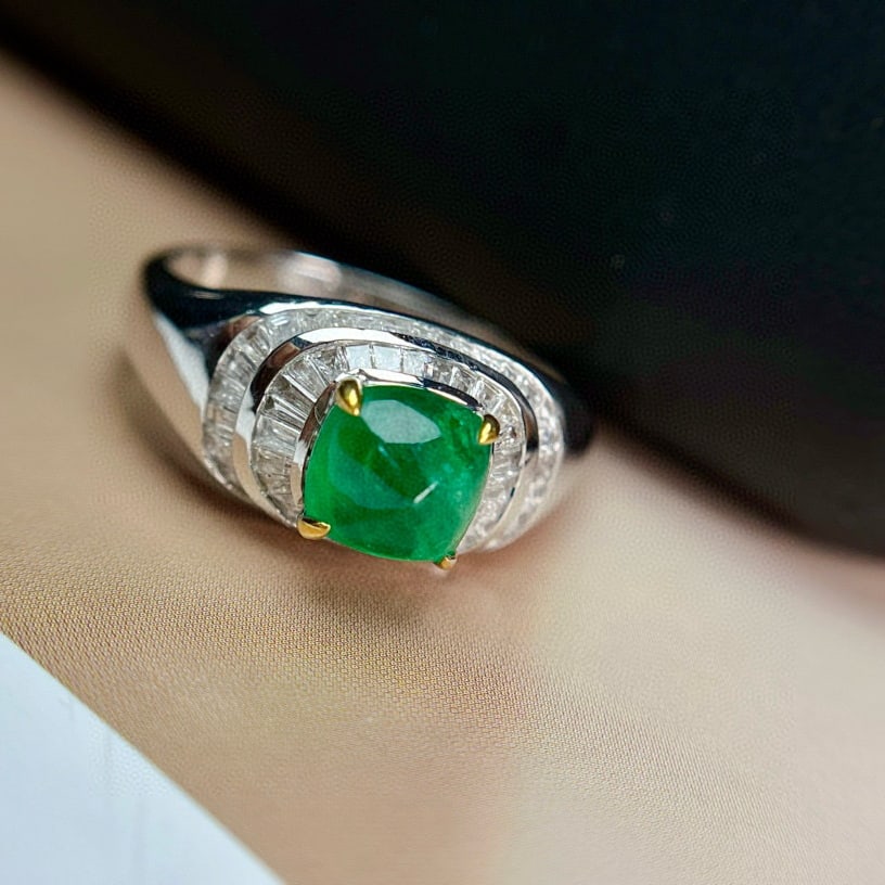 14k Gold 1.60 Ct Vivid Green Natural Emerald & Diamond Ring - 5