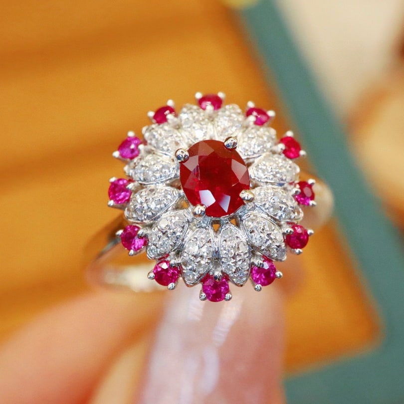 14k Gold 0.74 Ctw Vivid Red Natural Ruby & Diamond Ring - 3