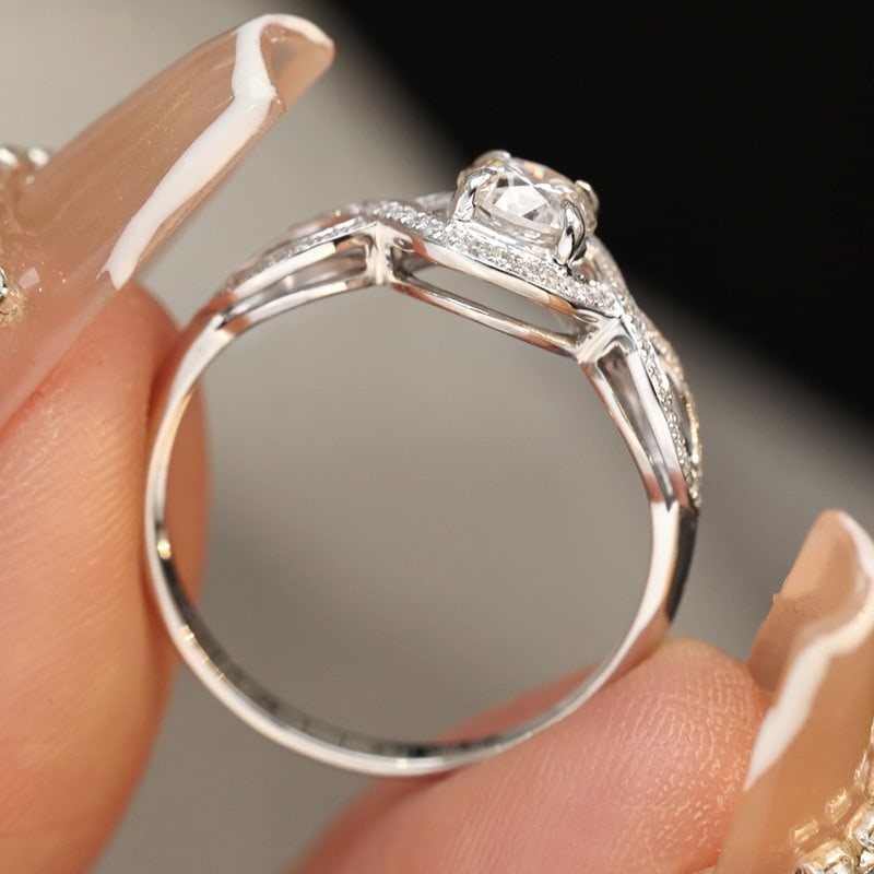 14k Gold 0.55 Ct Natural H Diamond Ring - 7