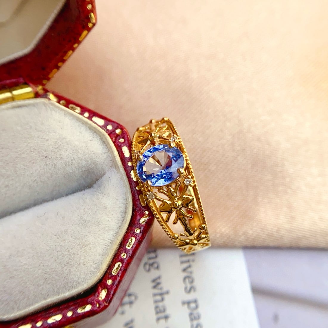 14k Gold 0.80 Ct Natural Sapphire & Diamond Ring - 6