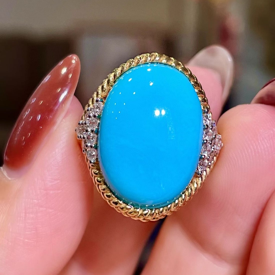 14k Gold 10.54 Ctw Natural Blue Turquoise & Diamond Ring: Ref:231088129 // gold content:14k gold // ring size:7. 25us // // main gemstone:blue turquoise // shape:oval // carat weight:10. 19ct // color:blue // treatment:natural // // adjacent gemstone 2 :