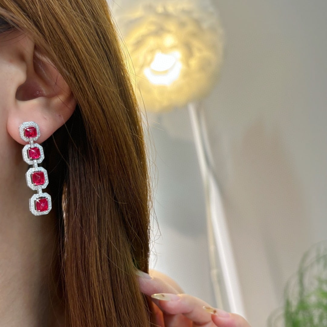 14k Gold 5.62 Ct Natural Spinel & Diamond Earrings - 5