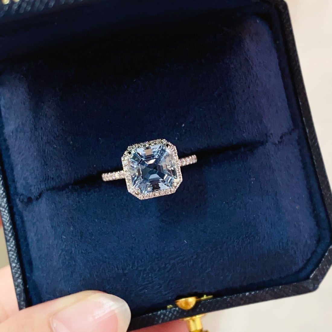 14k Gold 3.53 Ctw Natural Aquamarine & Diamond Ring - 4