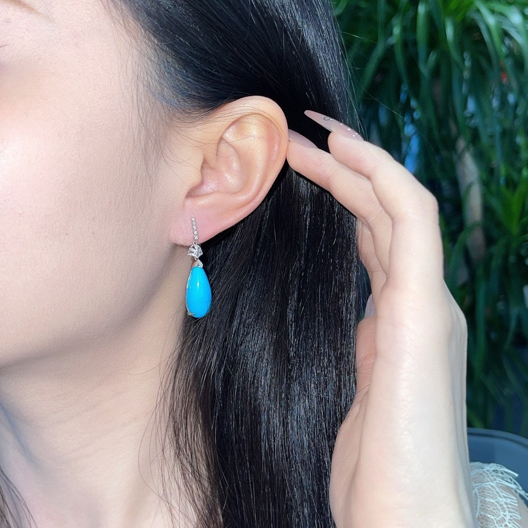 14k Gold 12.63 Ct Natural Blue Turquoise & Diamond Earrings - 3