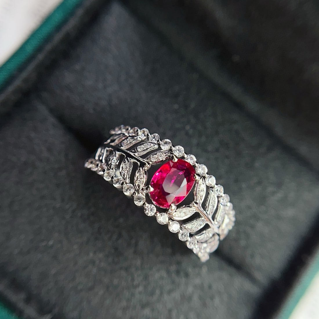 14k Gold 0.65 Ct Natural Ruby & Diamond & Sapphire Ring - 2