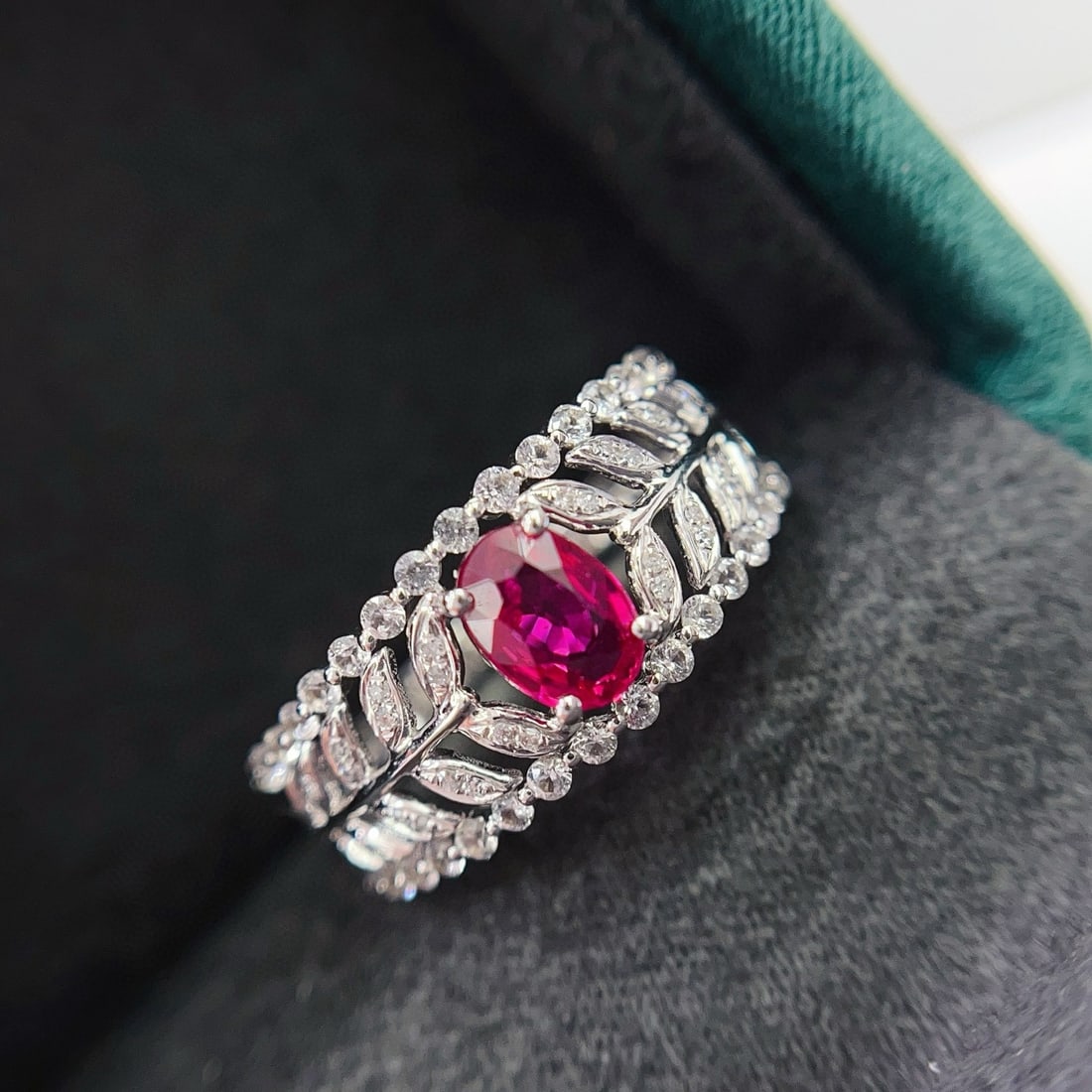 14k Gold 0.65 Ct Natural Ruby & Diamond & Sapphire Ring - 3