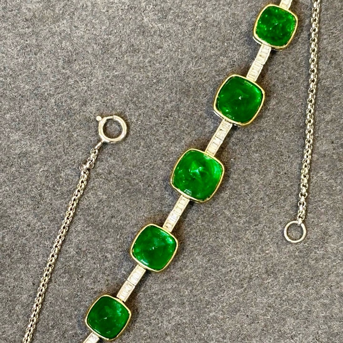 14k Gold 7 Ct Vivid Green Natural Emerald & Diamond Bracelet - 7