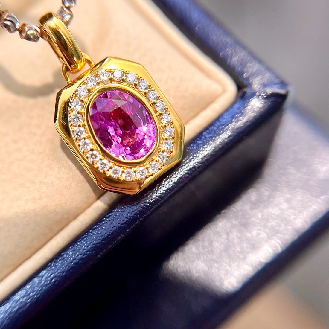 14k Gold 1.58 Ctw Natural Padparadscha Sapphire & Diamond Pendant( Without Chain ) - 4