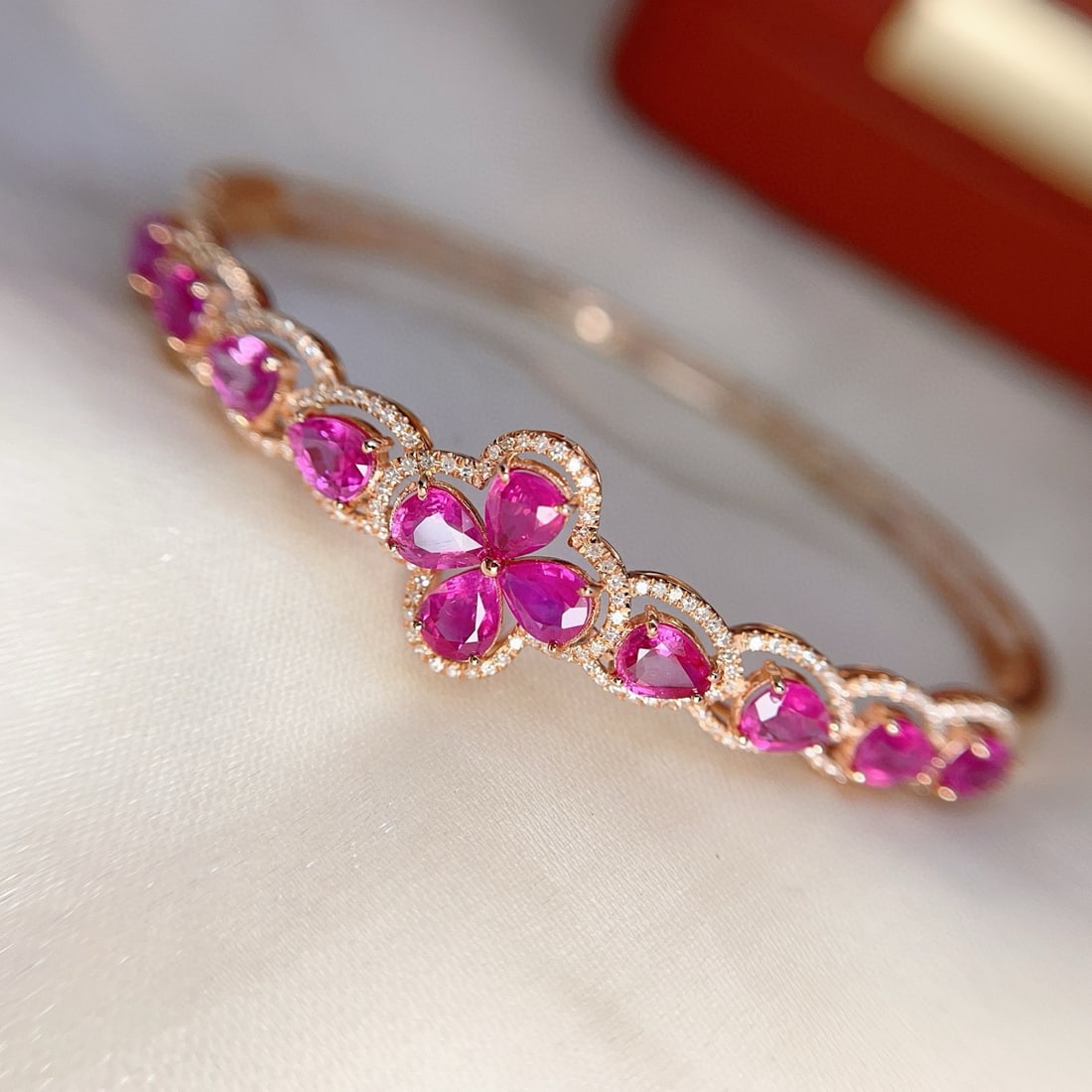 14k Gold 6.30 Ct Natural Ruby & Diamond Bangle - 4
