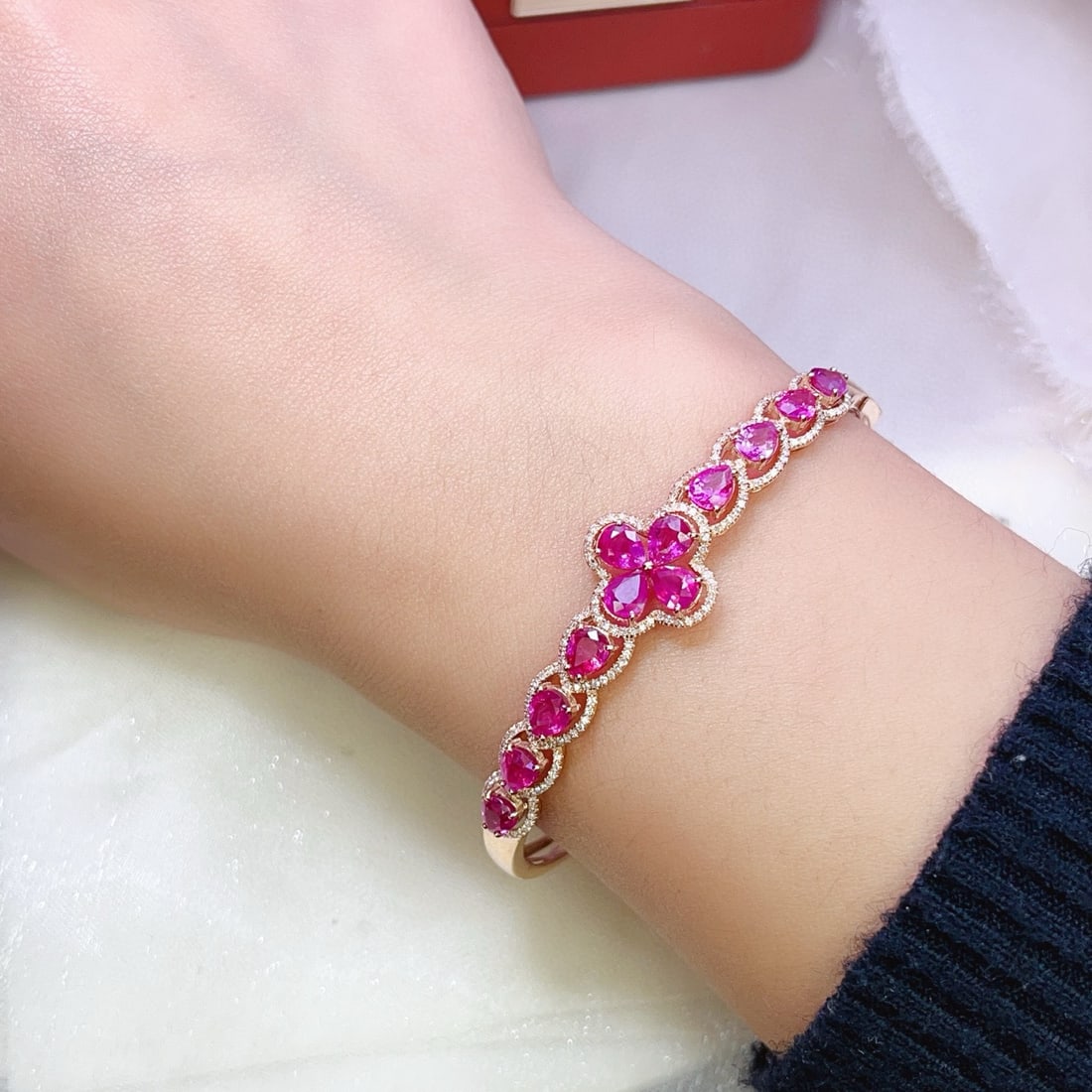 14k Gold 6.30 Ct Natural Ruby & Diamond Bangle - 6