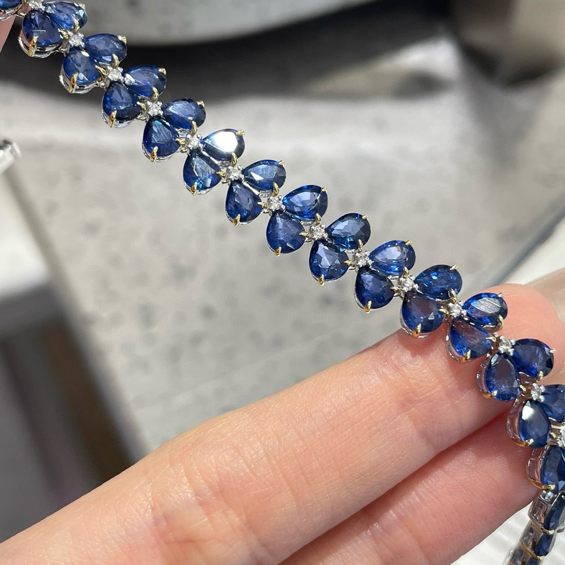 14k Gold 24 Ct Natural Sapphire & Diamond Bracelet - 3
