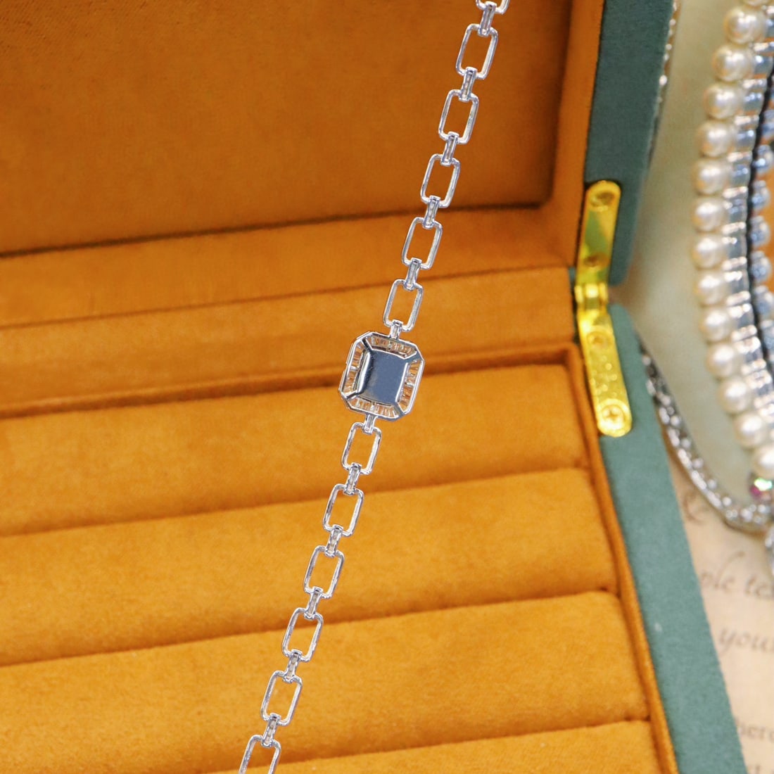 14k Gold 2.06 Ctw Natural Sapphire & Diamond Bracelet - 3