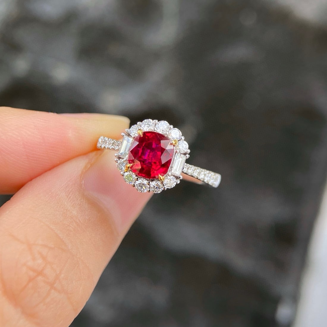 14k Gold 1.69 Ctw Natural Ruby & Diamond Ring - 2