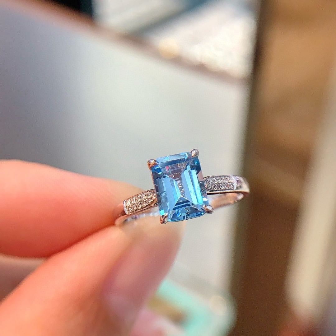 14k Gold 1.97 Ctw Natural Topaz & Diamond Ring - 3