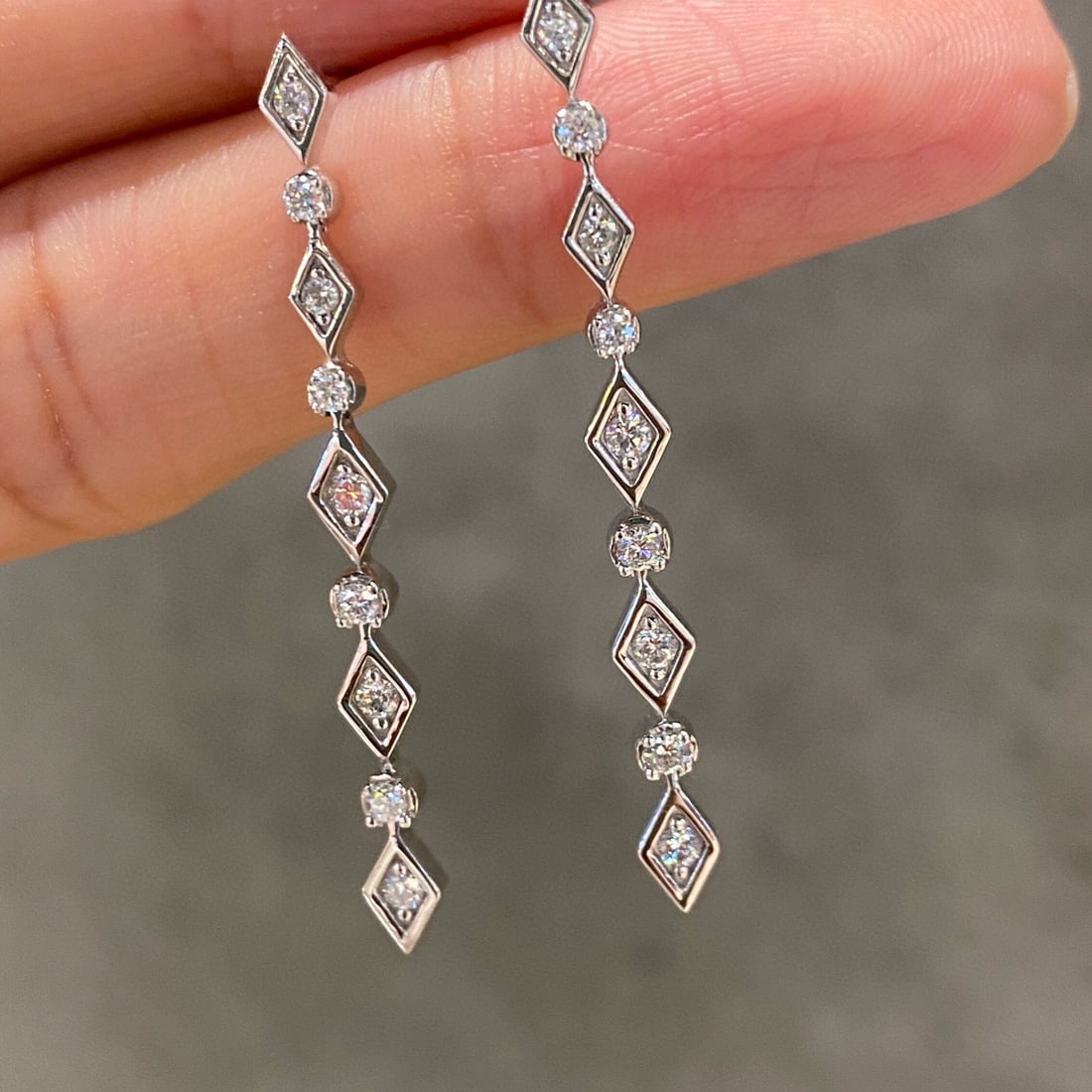 14k Gold 0.38 Ct Natural H Diamond Earrings (1 of 4)