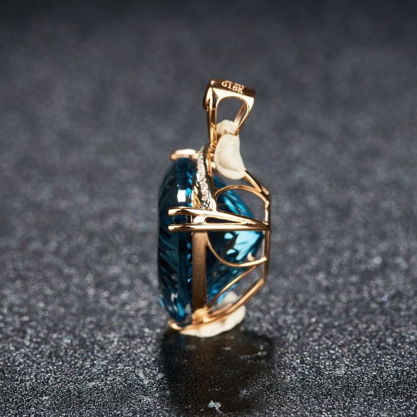 14k Gold 20.6 Ct Natural Topaz & Diamond Pendant( Without Chain ) - 4