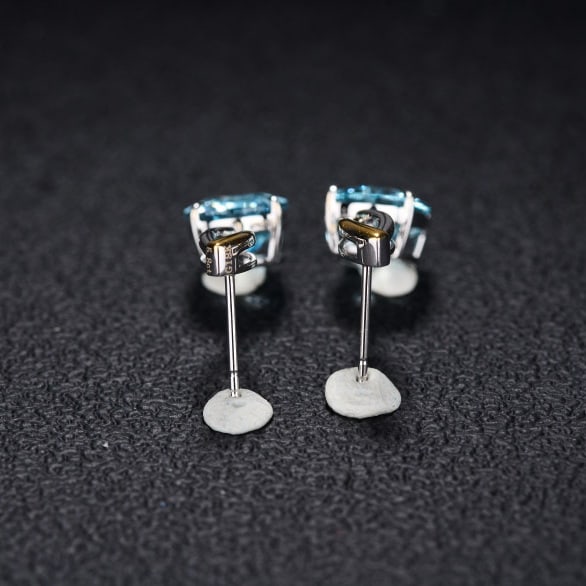 14k Gold 5.8 Ct Natural Aquamarine Earrings - 5