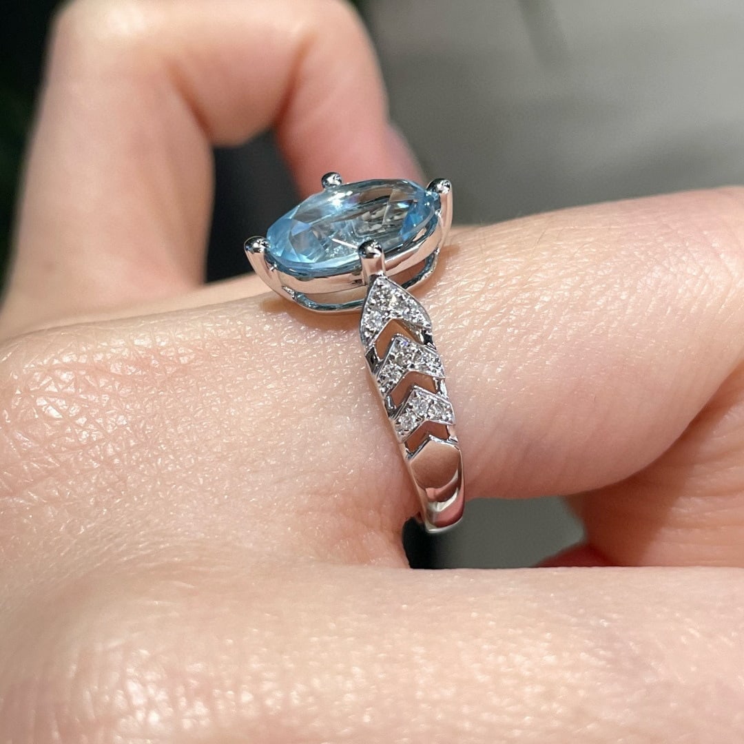 14k Gold 2.35 Ct Natural Aquamarine & Diamond Ring - 6