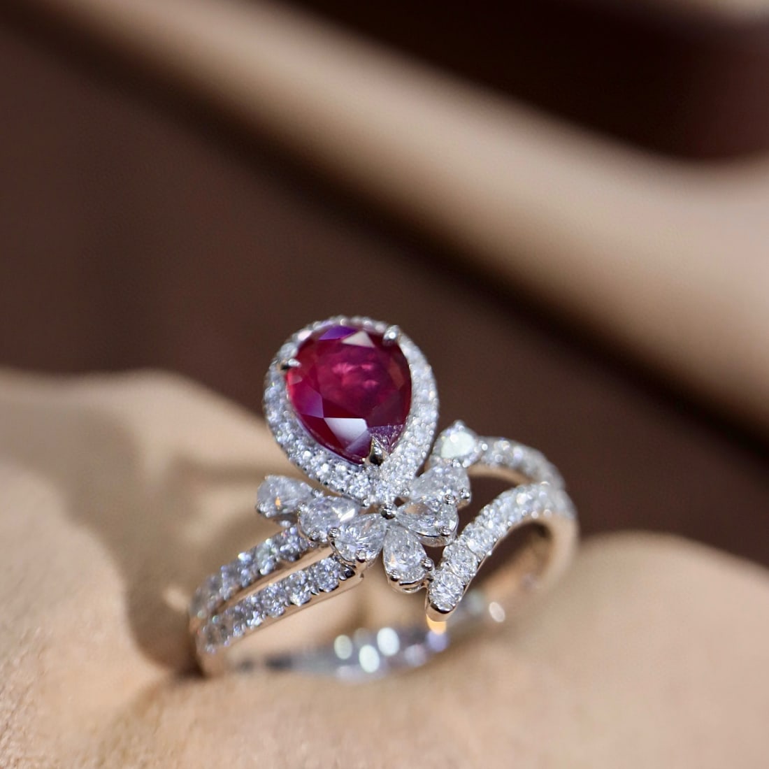 14k Gold 1.68 Ctw Natural Ruby & Diamond Ring - 3