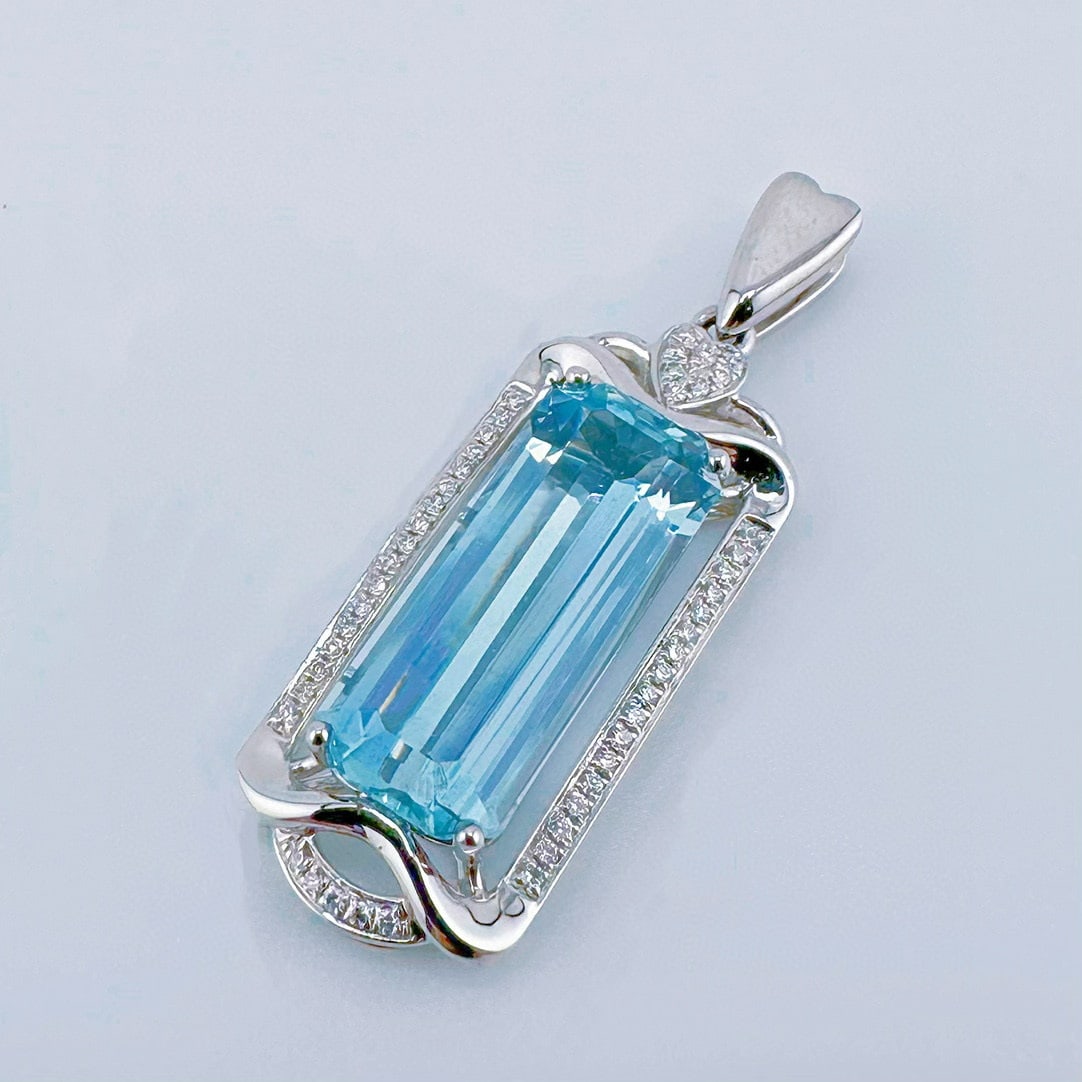 14k Gold 5.35 Ct Natural Aquamarine & Diamond Pendant( Without Chain ) - 2
