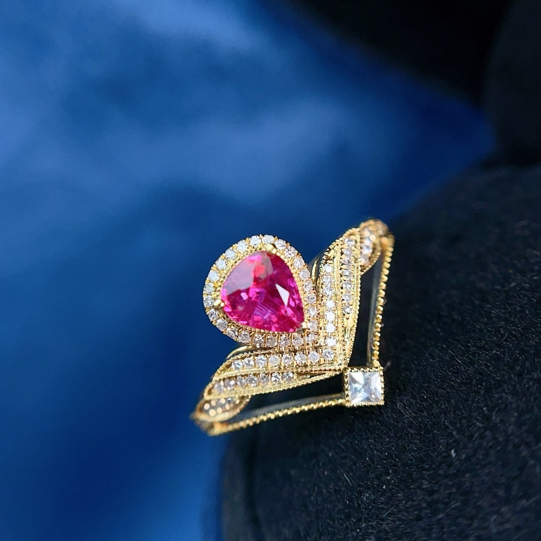 14k Gold 1.00 Ct Natural Ruby & Diamond & Sapphire Ring - 5