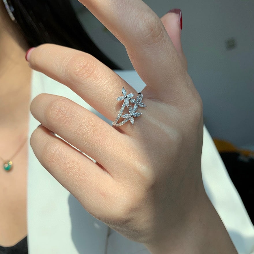 14k Gold 0.9 Ct Natural H Diamond Ring - 4