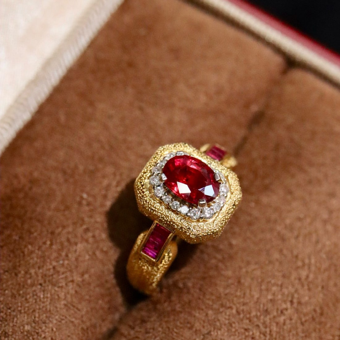 14k Gold 1.15 Ctw Vivid Red Natural Ruby & Diamond Ring - 3