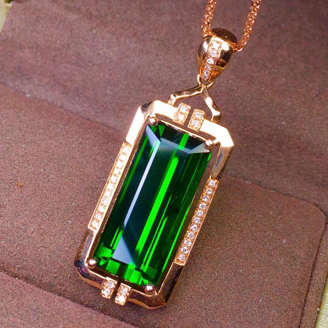 14k Gold 8.1 Ct Natural Tourmaline & Diamond Pendant( Without Chain ) - 2