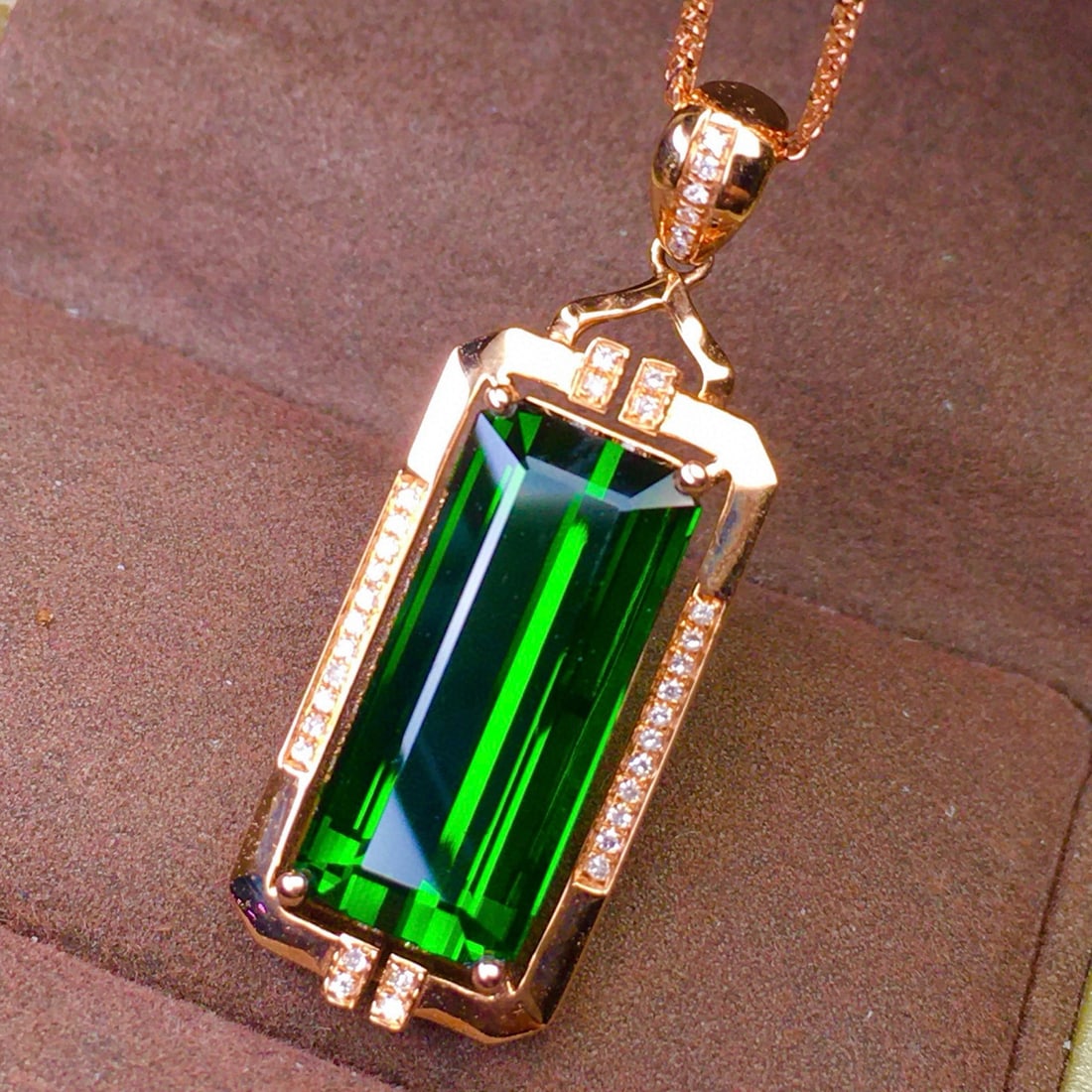 14k Gold 8.1 Ct Natural Tourmaline & Diamond Pendant( Without Chain ) - 4