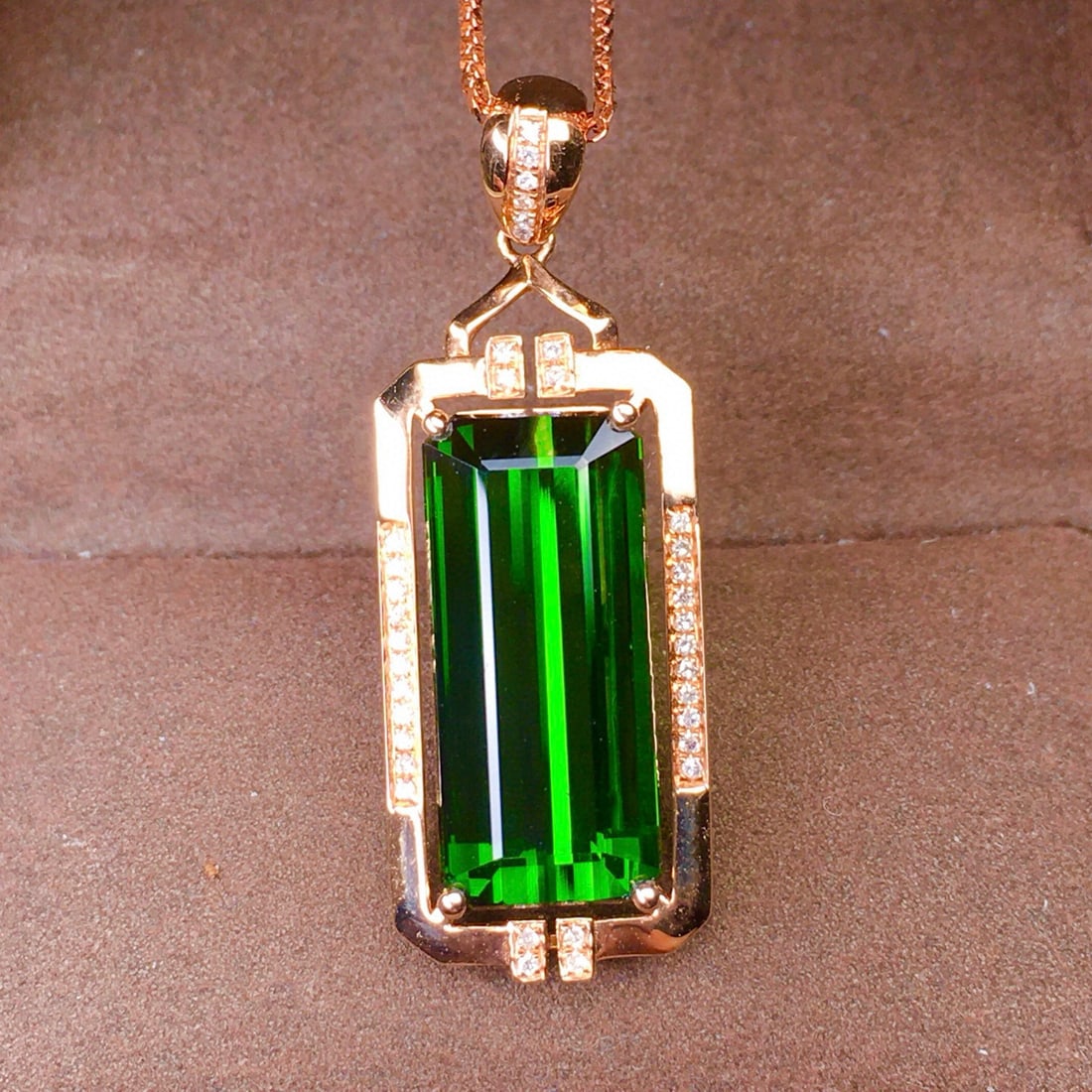 14k Gold 8.1 Ct Natural Tourmaline & Diamond Pendant( Without Chain ) - 6