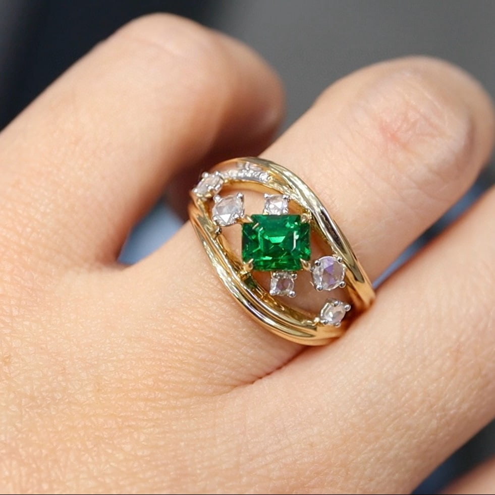 14k Gold 1.49 Ctw Vivid Green Natural Tsavorite & Diamond Ring - 6