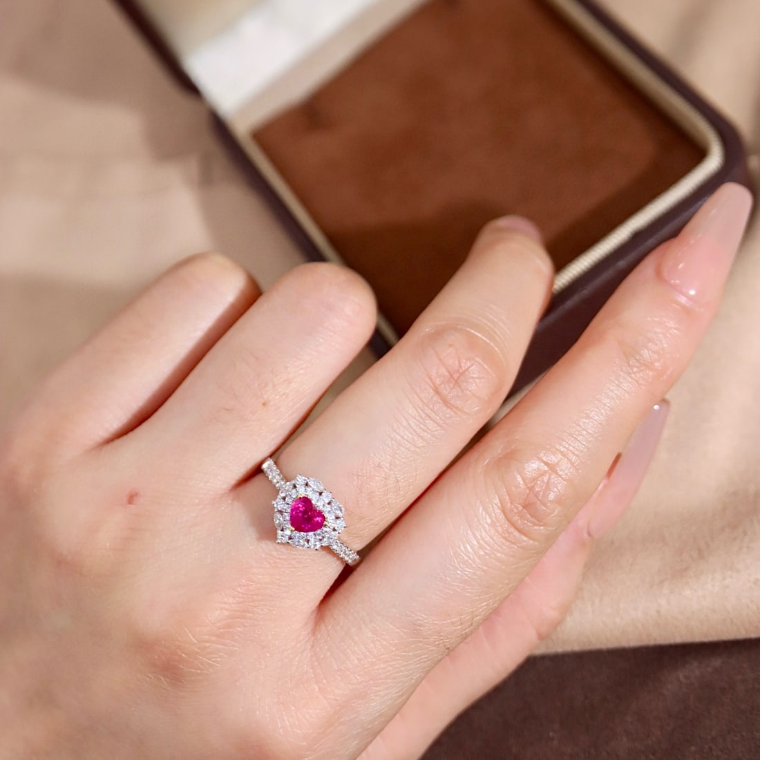 14k Gold 1.01 Ctw Natural Ruby & Diamond Ring - 4