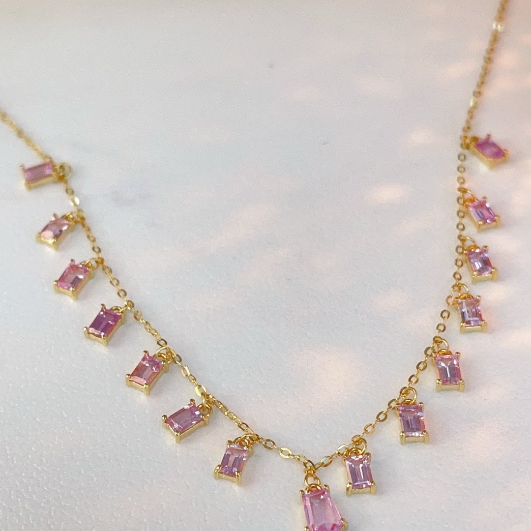 14k Gold 1.49 Ct Natural Sapphire Necklace: Ref:231088332 // gold content:14k gold // main gemstone:sapphire // shape:multiple // carat weight:1. 49ct // color:pink // treatment:natural // High Estimate: 3100 Low Estimate: 2100 Condition: New