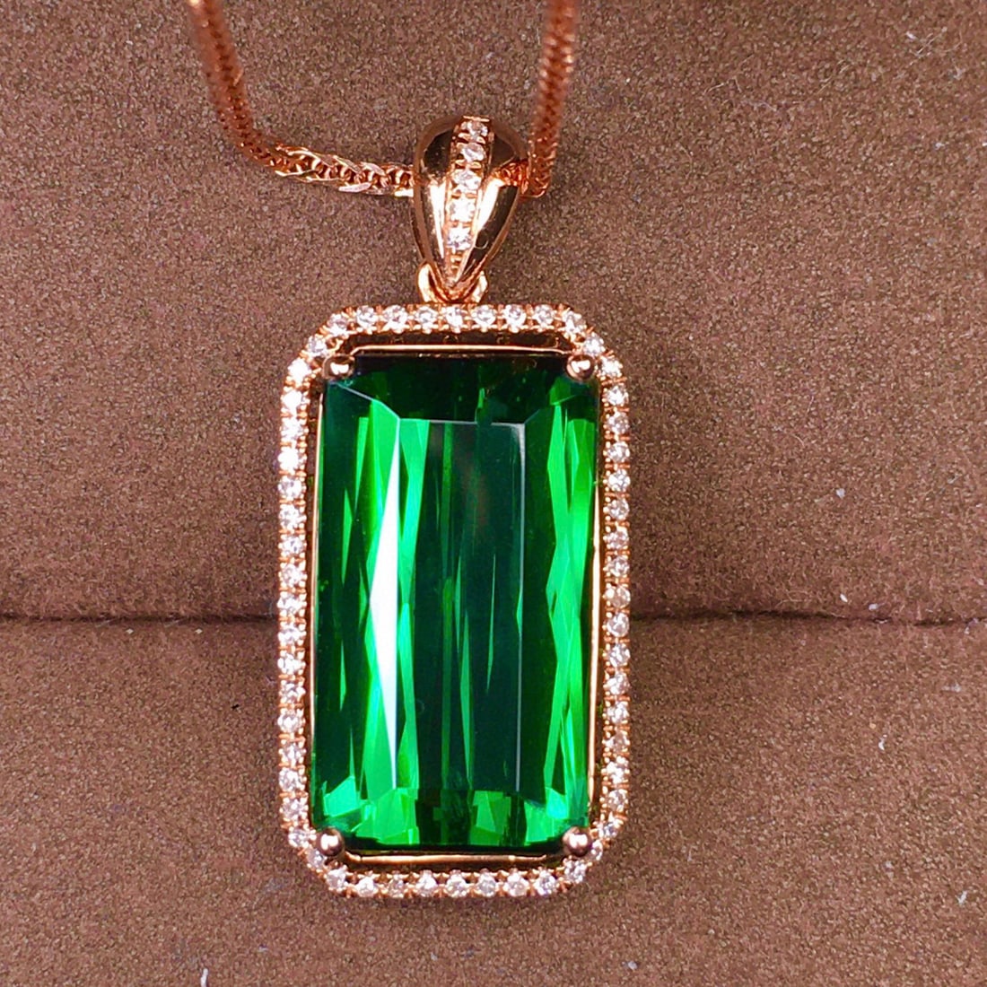 14k Gold 7.81 Ct Natural Tourmaline & Diamond Pendant( Without Chain ) - 3