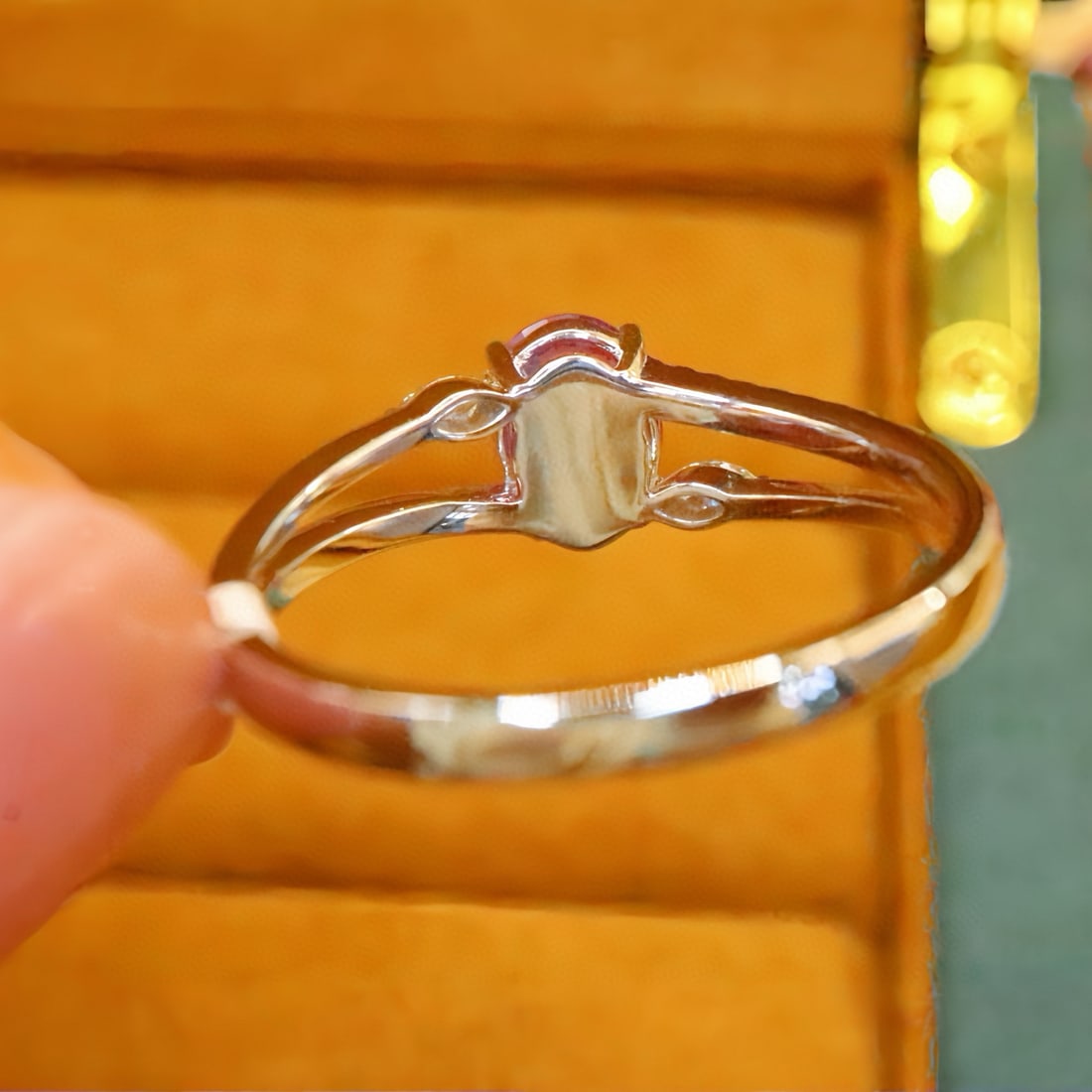 14k Gold 1.14 Ctw Natural Padparadscha Sapphire & Diamond Ring - 4