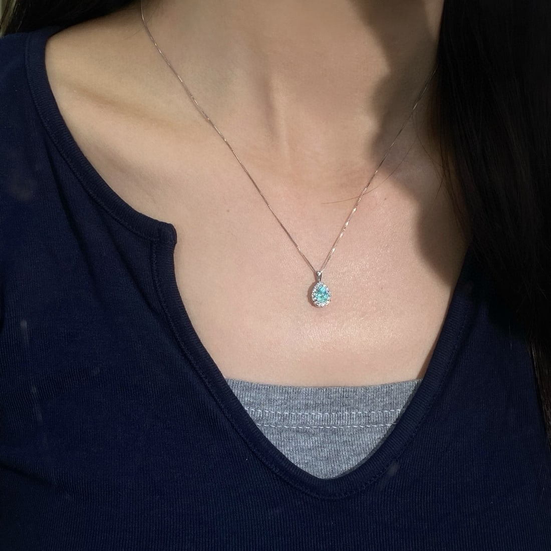 14k Gold 0.67 Ctw Natural Paraiba Tourmaline & Diamond Necklace - 2