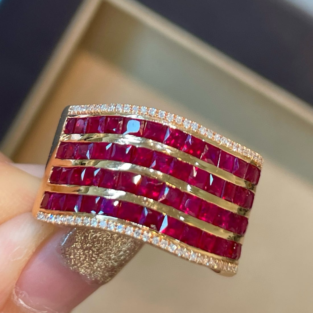 14k Gold 4.7 Ct Natural Ruby & Diamond Ring: Ref:231088402 // gold content:14k gold // ring size:7. 25us // // main gemstone:ruby // shape:princess // carat weight:4. 7ct // color:red // treatment:natural // // adjacent gemstone 2 : diamond // s