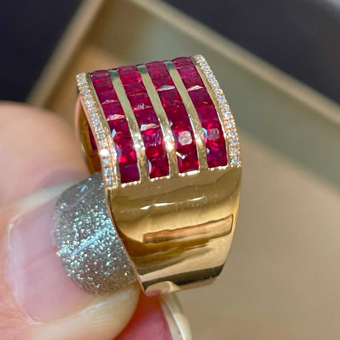 14k Gold 4.7 Ct Natural Ruby & Diamond Ring - 3