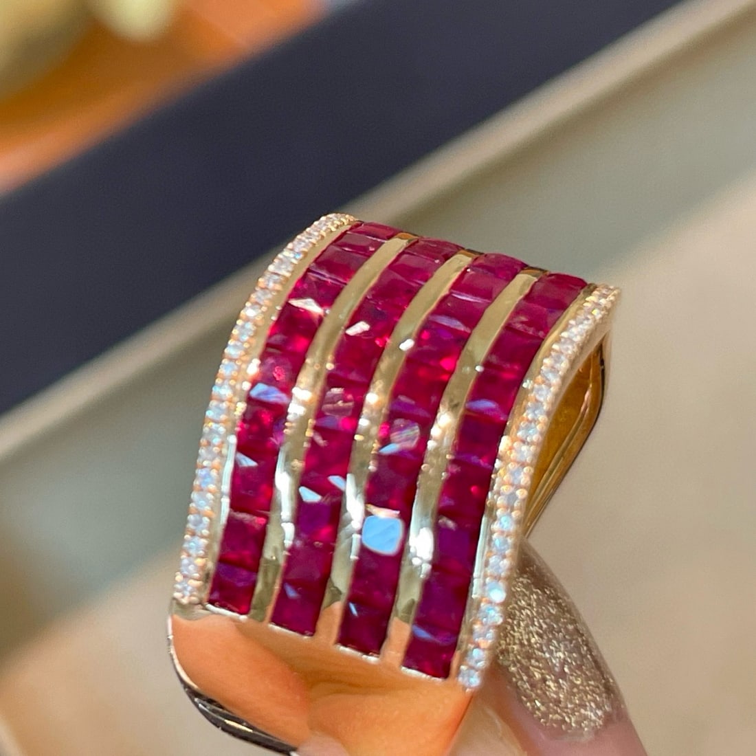 14k Gold 4.7 Ct Natural Ruby & Diamond Ring - 4