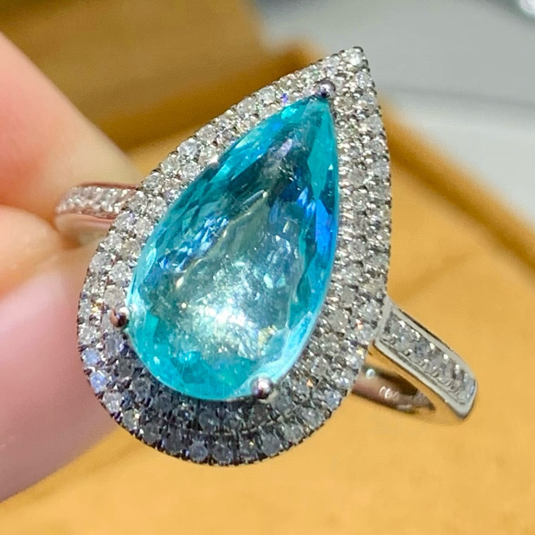 14k Gold 2.25 Ct Natural Paraiba Tourmaline & Diamond Ring - 3