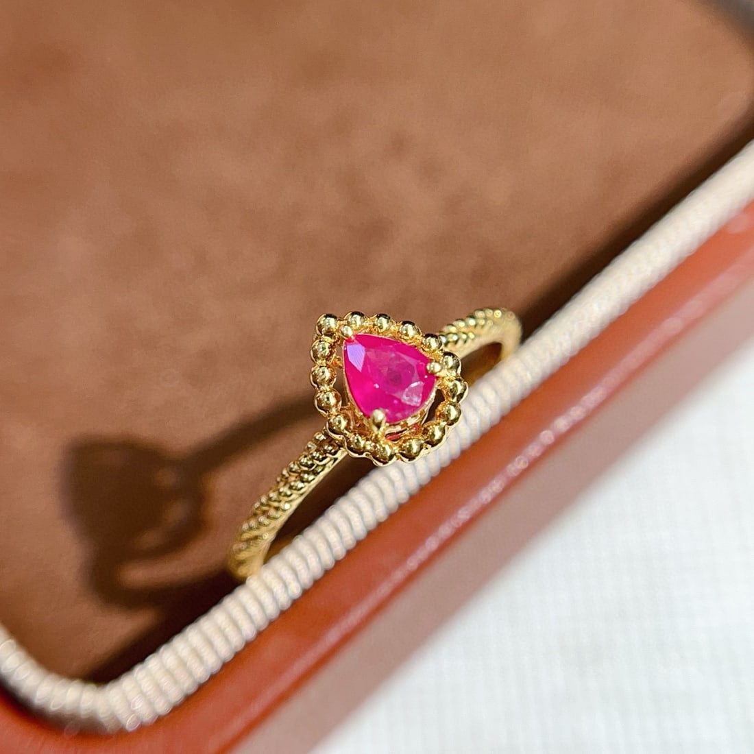 14k Gold 0.53 Ct Natural Ruby Ring - 4