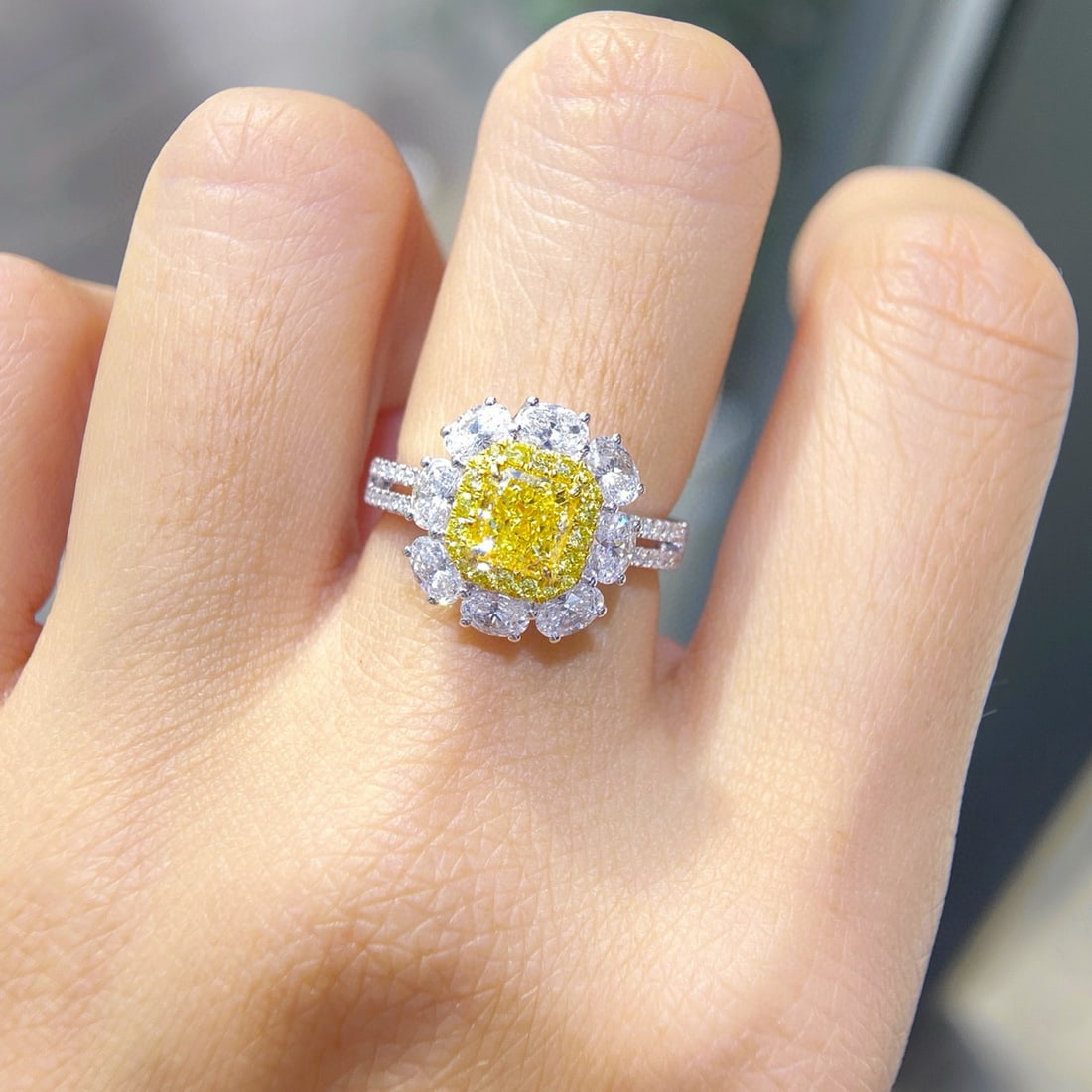 Gia Certified 14k Gold 2.46 Ctw Natural Yellow Diamond & Diamond Ring/pendant( Without Chain ) - 4