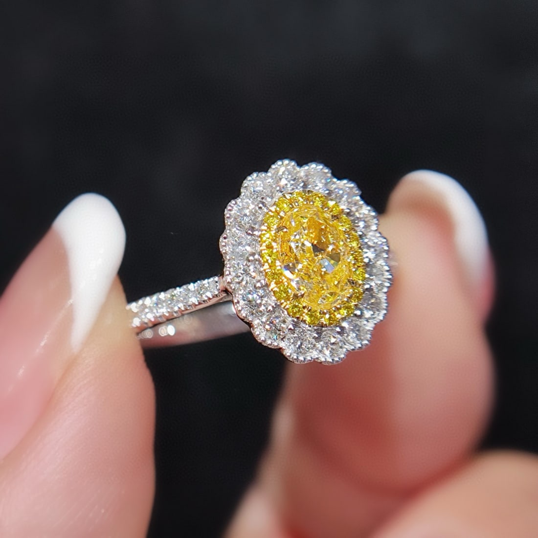 14k Gold 0.95 Ctw Natural Yellow Diamond & Diamond Ring - 2