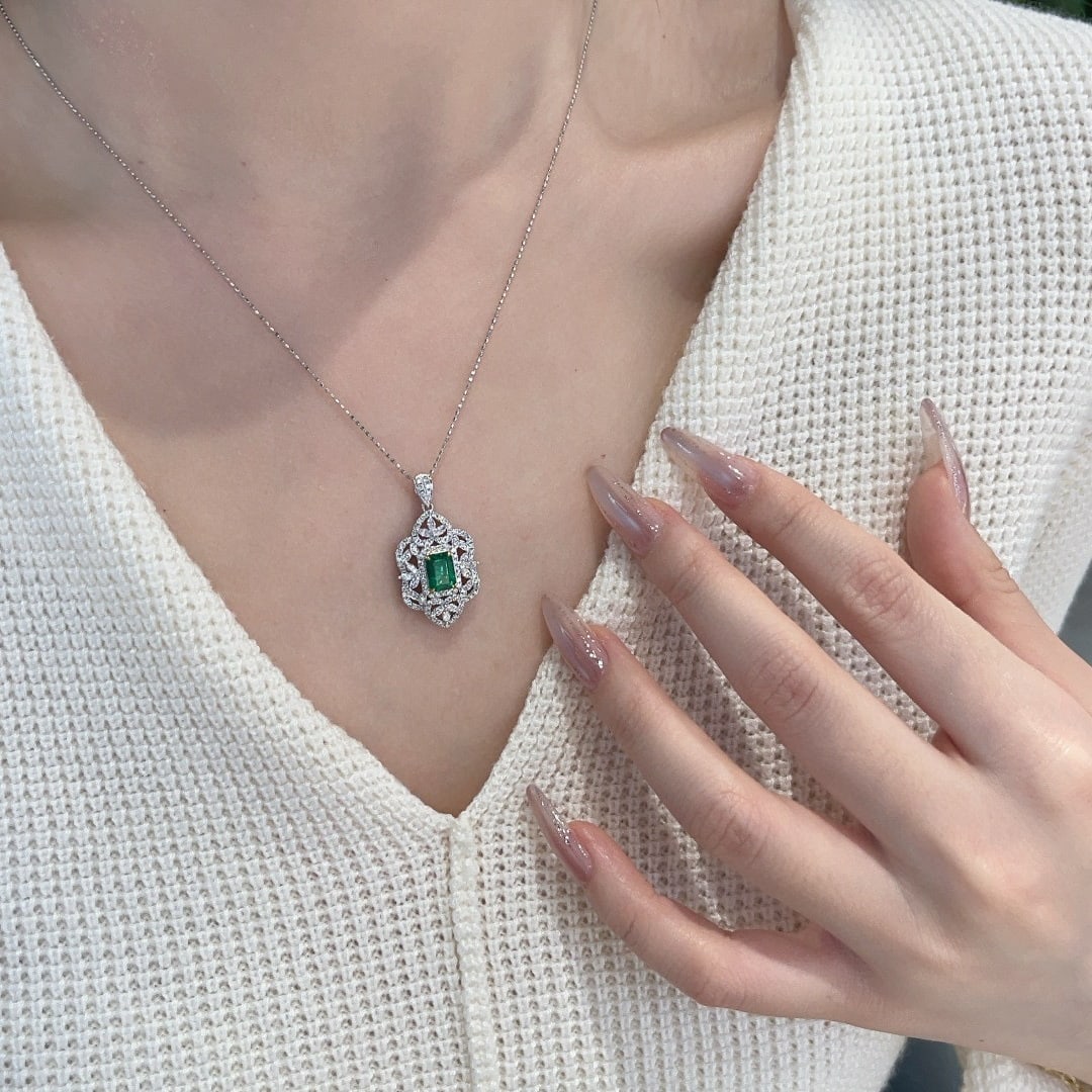 14k Gold 2 Ctw Vivid Green Natural Emerald & Diamond Pendant( Without Chain ) - 6