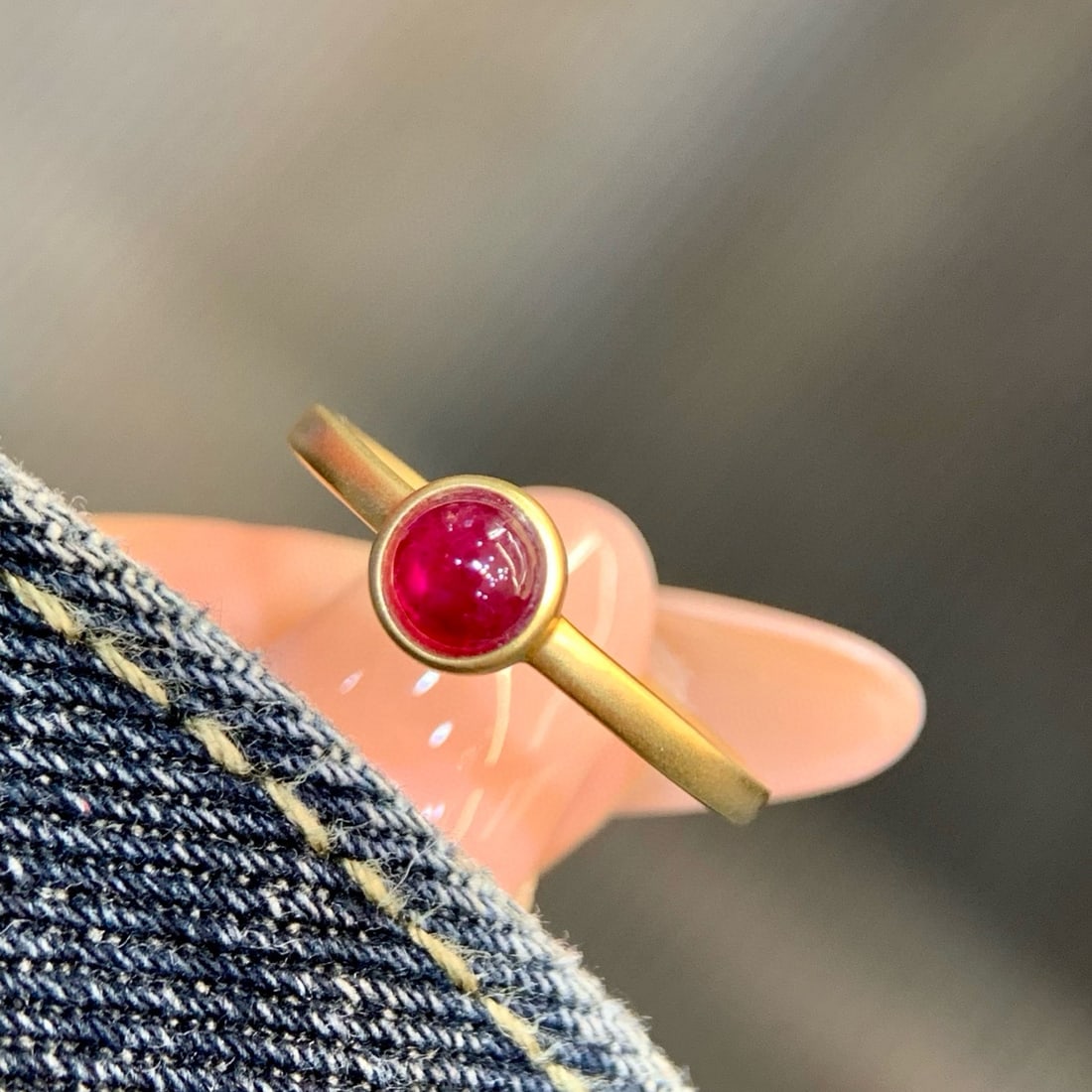 14k Gold 0.67 Ct Natural Ruby Ring - 2