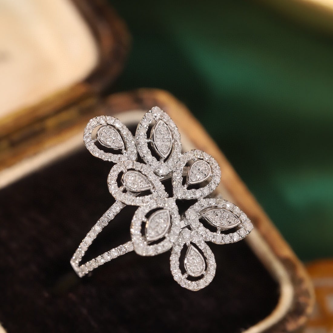 14k Gold 0.7 Ct Natural H Diamond Ring - 5