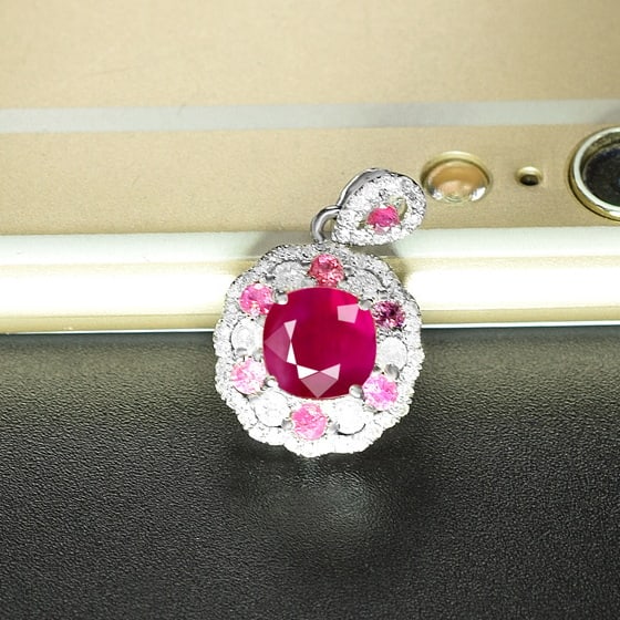 14k Gold 1.96 Ctw Natural Ruby & Diamond Pendant( Without Chain ): Ref:231089061 // gold content:14k gold // main gemstone:ruby // shape:cushion // carat weight:1. 67ct // color:red // treatment:natural // // adjacent gemstone 2 : diamond // shape:round // carat