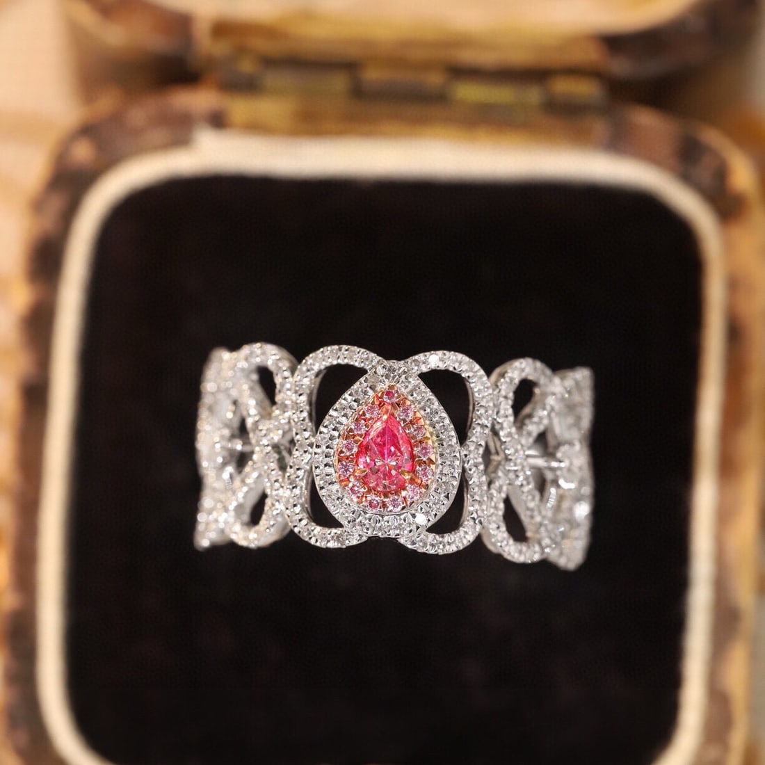 14k Gold 0.55 Ctw Natural Pink Diamond & Diamond Ring: Ref:231089116 // gold content:14k gold // ring size:7. 25us // // main gemstone:pink diamond // shape:pear // carat weight:0. 1ct // color:pink // treatment:natural // // adjacent gemstone 2 :